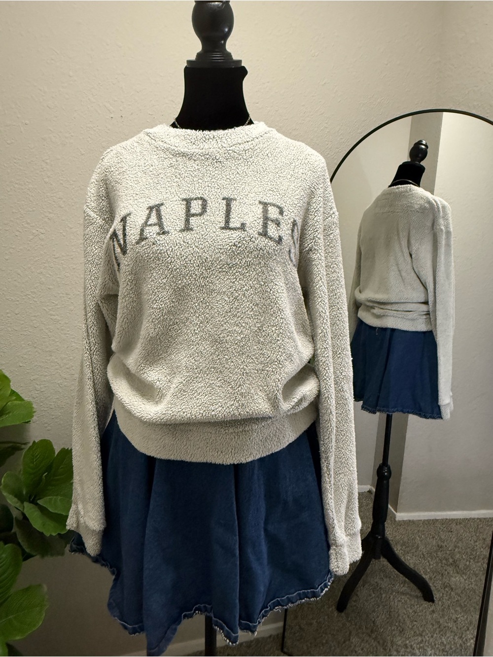 Plush Crewneck Sweater - Light Gray